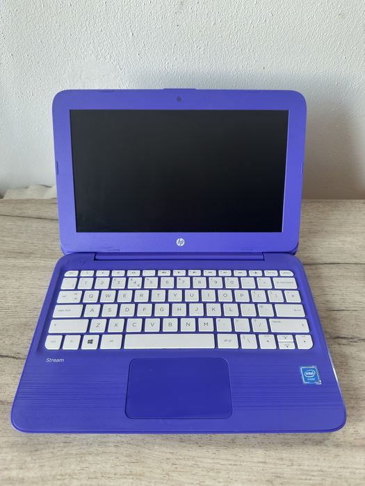 Laptop  HP  11ah0