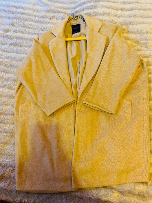 Palton camel mediu Zara