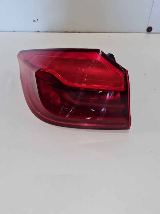Stop stanga spate BMW Seria 5 G30 F90 /cod-63217376 /an-2017-2021 OEM