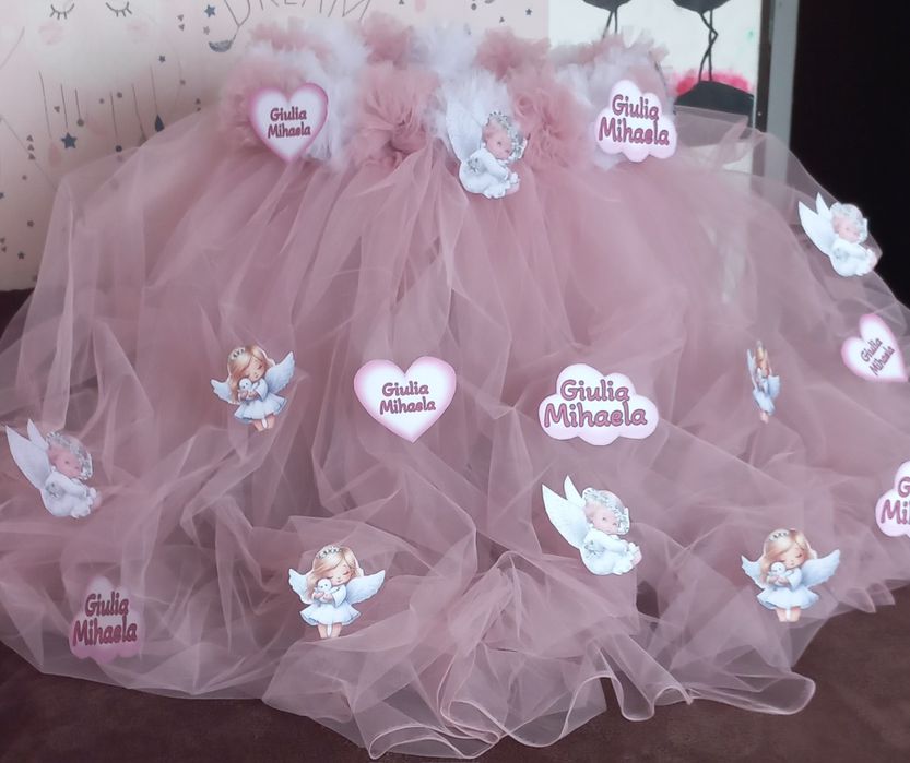 Aranjamente cristelnita personalizate