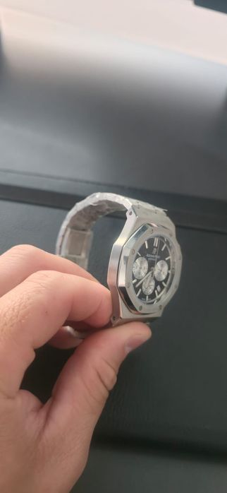 Продам мужские часы