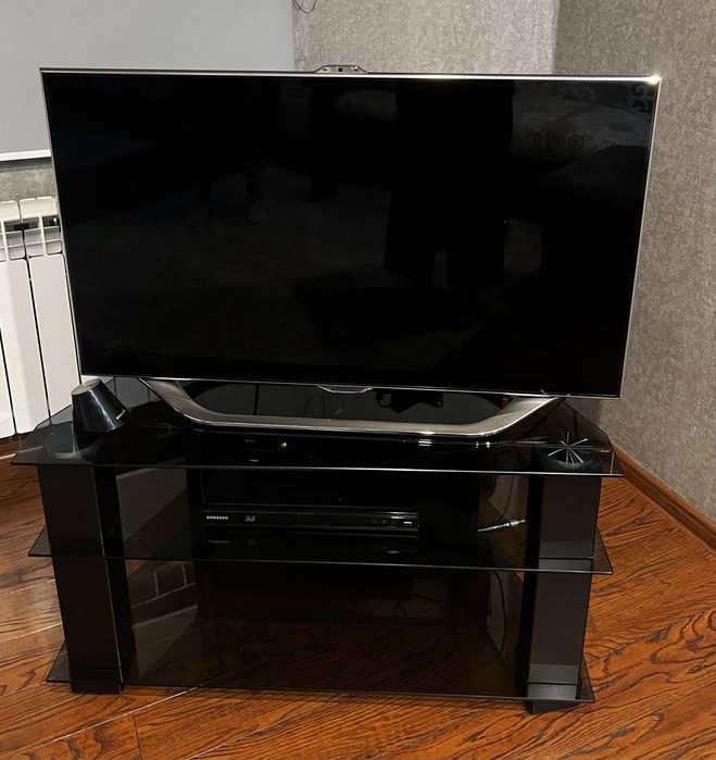 Телевизор Samsung UE40ES8007U