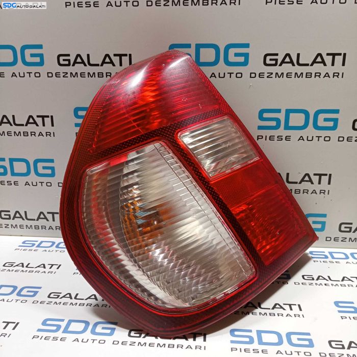 Stop Tripla Lampa Stanga Semnalizare Alba Renault Clio 2 Symbol Thalia 1998 - 2012 Cod 8200403981 [2652]