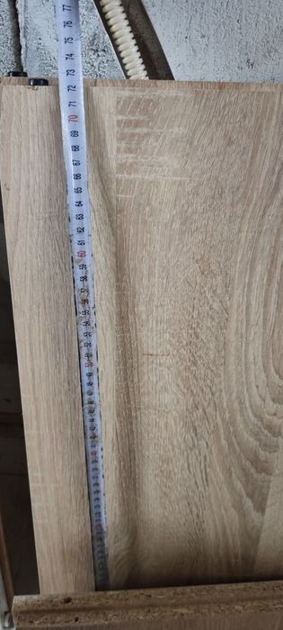 Birou de dimensiuni mici