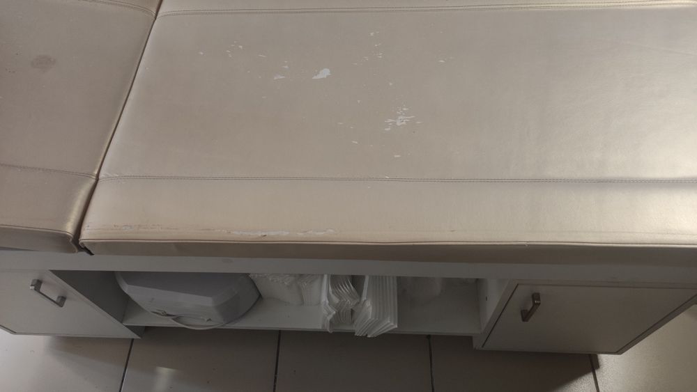 Косметологическая кушетка б/у