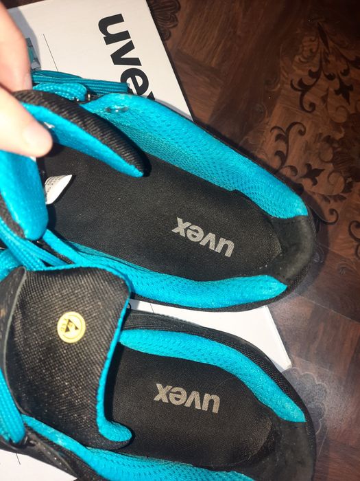 Продам кроссовки мужские