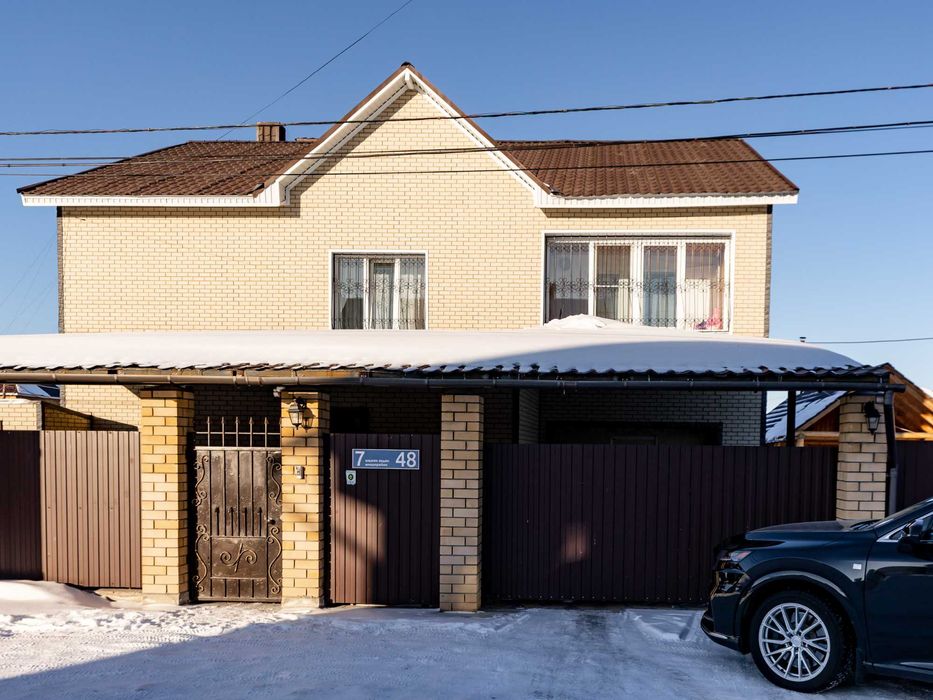 Продам дом в 7 микрорайоне