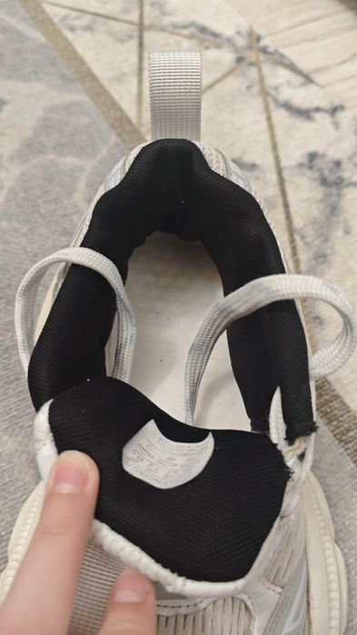 Balenciaga 10 xl
