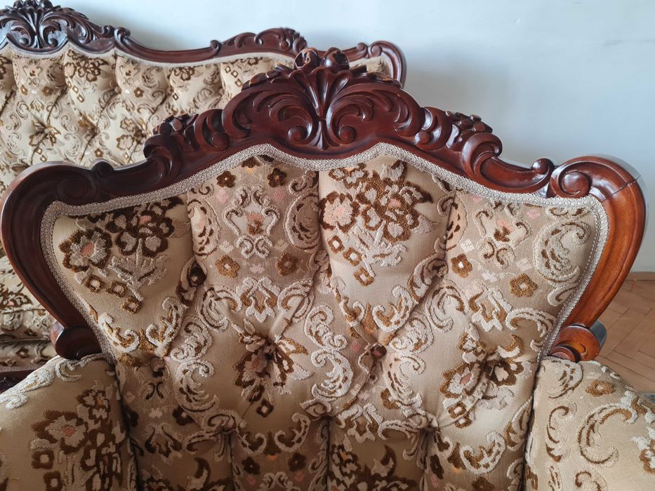 Продавам холова гарнитура - барок