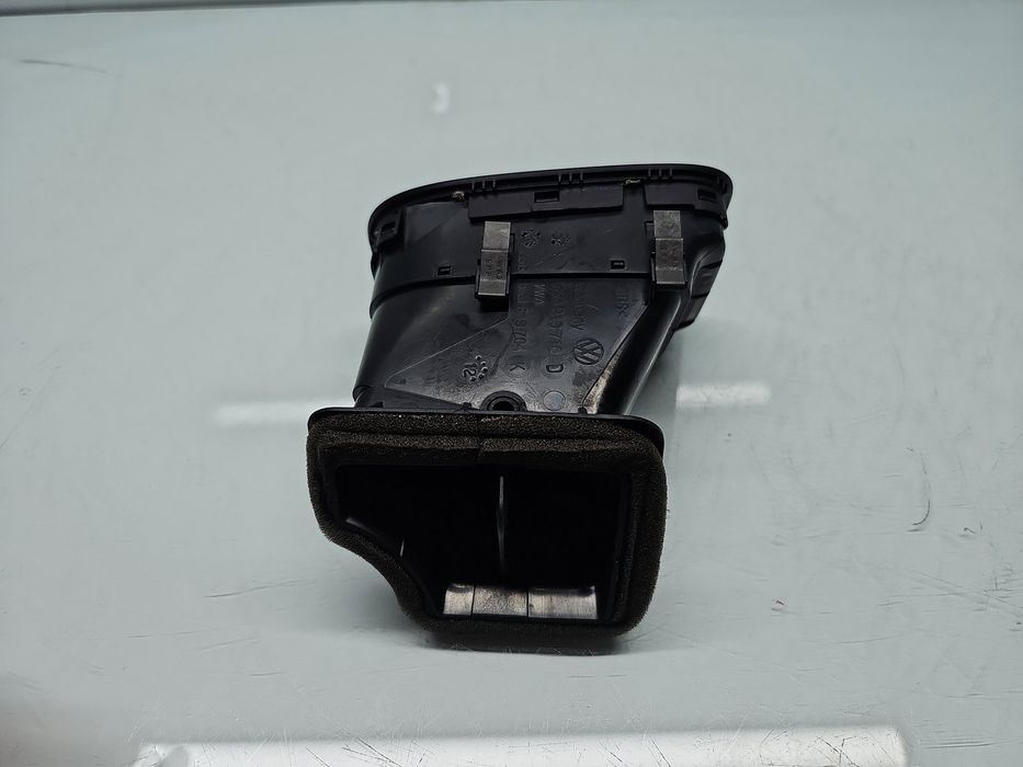 Grila aerisire dreapta Volkswagen Golf 6 (5K1) [Fabr 2009-2013] 5K0819