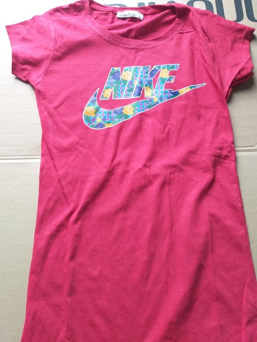Vand tricou nike si adidas de dama, noi,.toate marimile, pret 50  lei