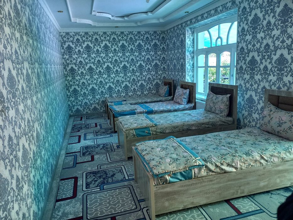 Dacha oq tosh sentr