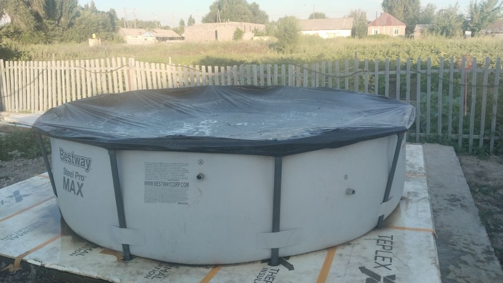 Продам каркасный бассейн