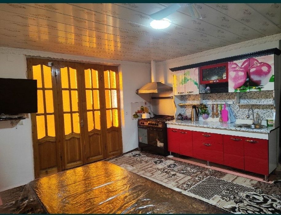 UY SOTILADI / Продаётся Участок
6 соток 
7 - хона + oshxona