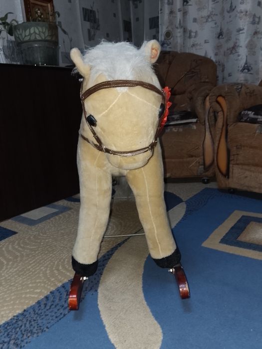 Лошадка качалка детская