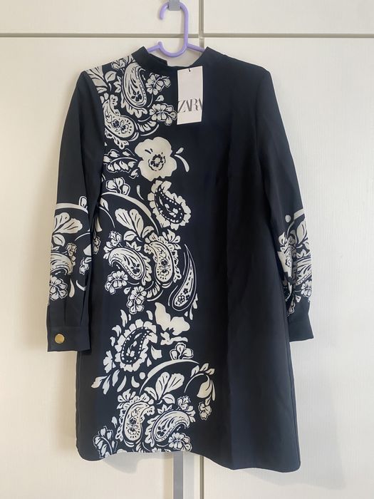 Zara нова рокля XS