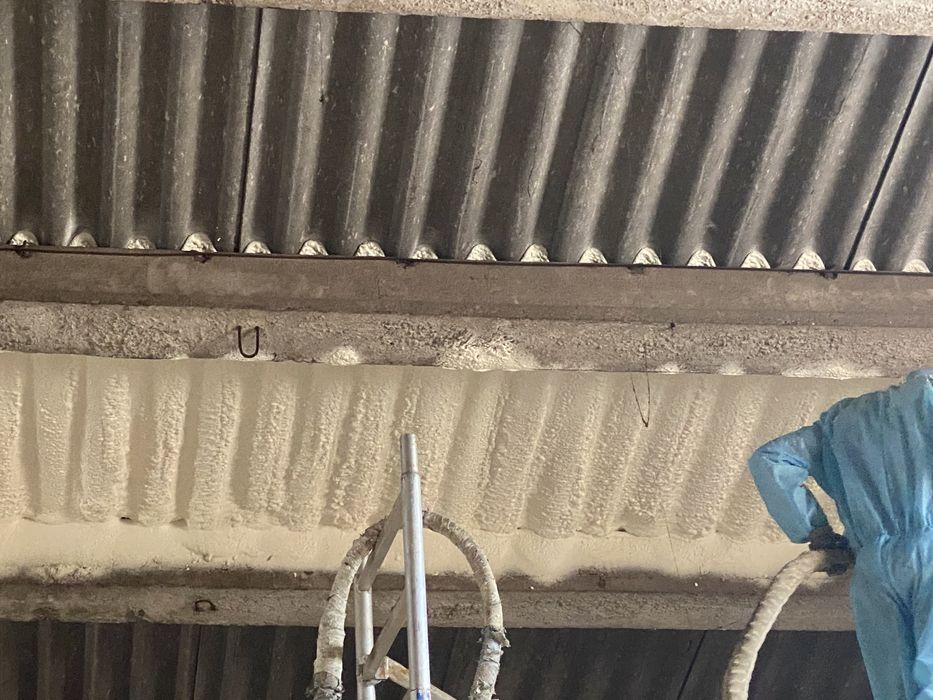 Izolație spuma poliuretanică
