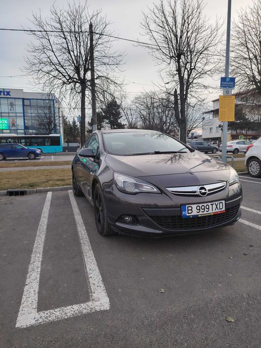 Opel astra j gtc 2013