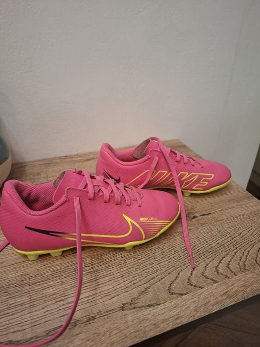 Детски бутонки Nike