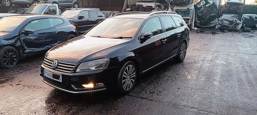 Dezmembrari / Dezmembrez Volkswagen Passat B7 (365) Variant 2.0 TDI CFFB cutie viteze manuala cod culoare LC9X