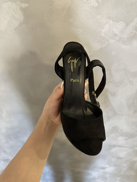 Все по 5000 тг !