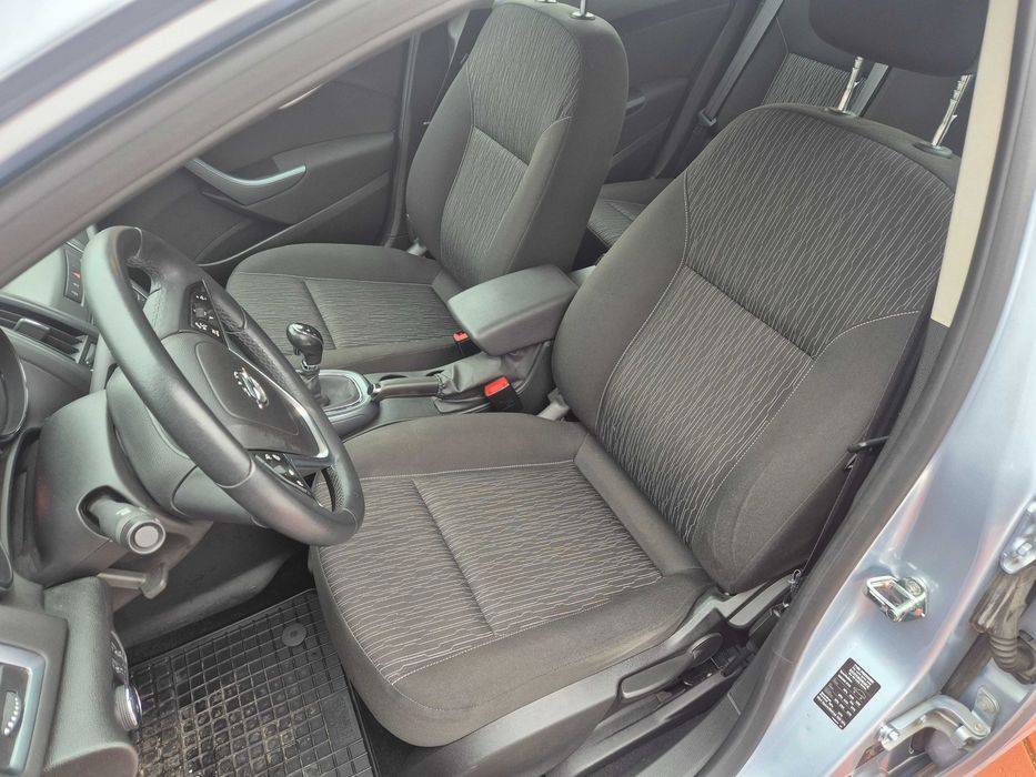 Opel Astra J Berlina 2014, 1.4 benzina 140CP