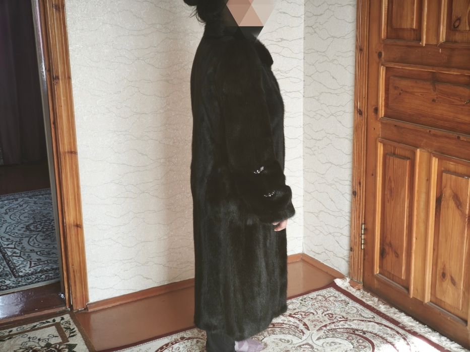 Продам норковую шубу
