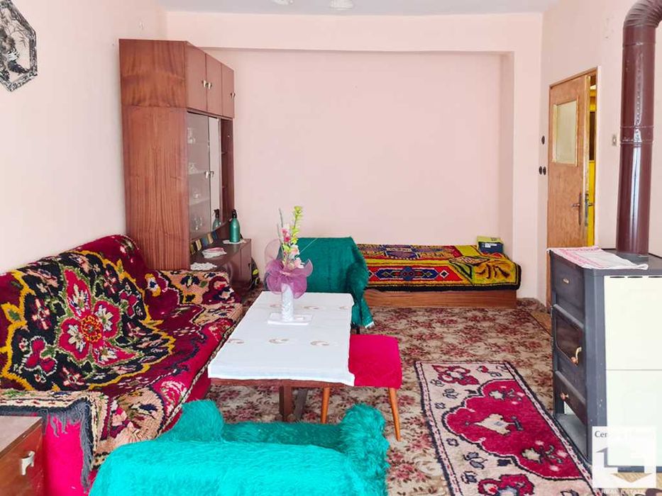 Продава се Четиристаен апартамент в Велико Търново, Акация - 118 кв.м за 1102 €/кв.м - Снимка #1