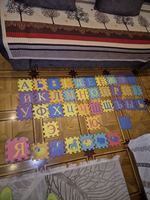 Продам коврик Алфавит б/у