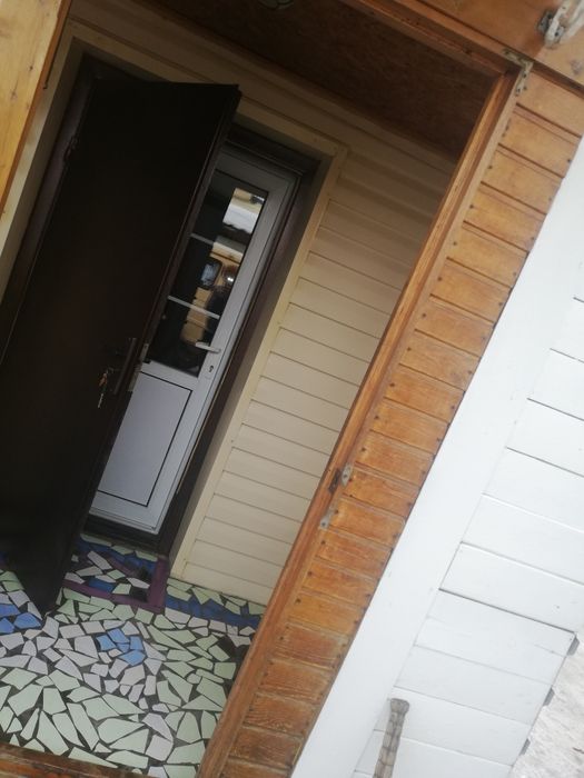 Продам дом 10 соток в центре города.