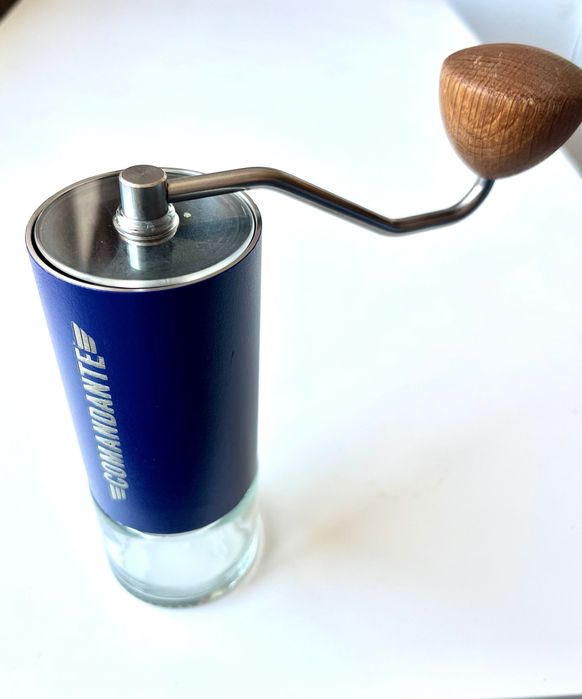 Ръчна кафемелачка COMANDANTE | C40 | MK3+ Red clix