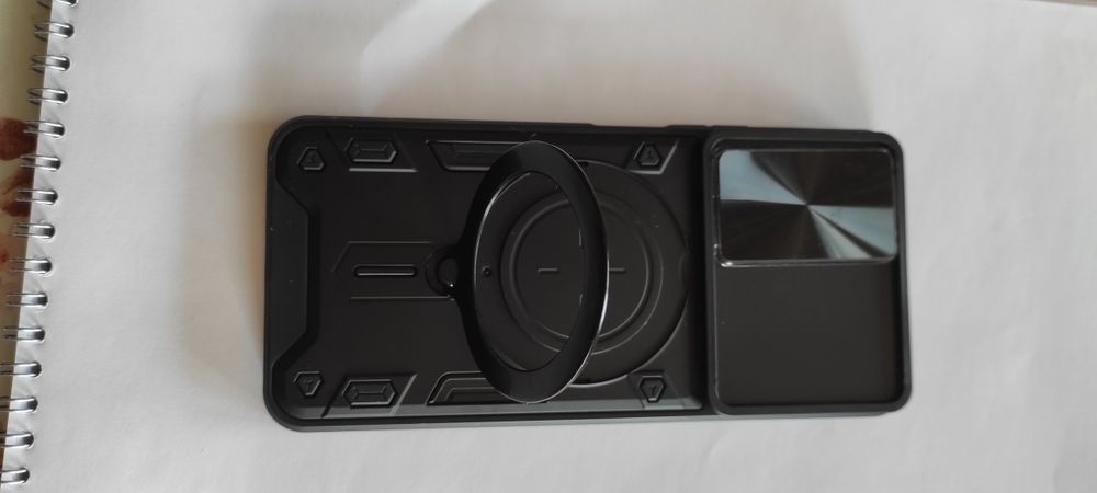 Нов телефон TCL 40 SE