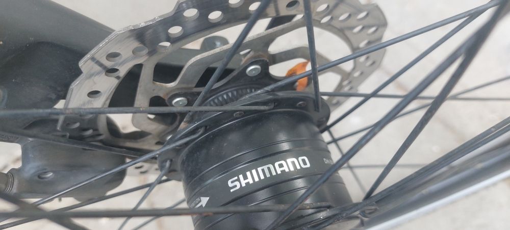 Продавам немски алуминиев велосипед    28 цола,56  см