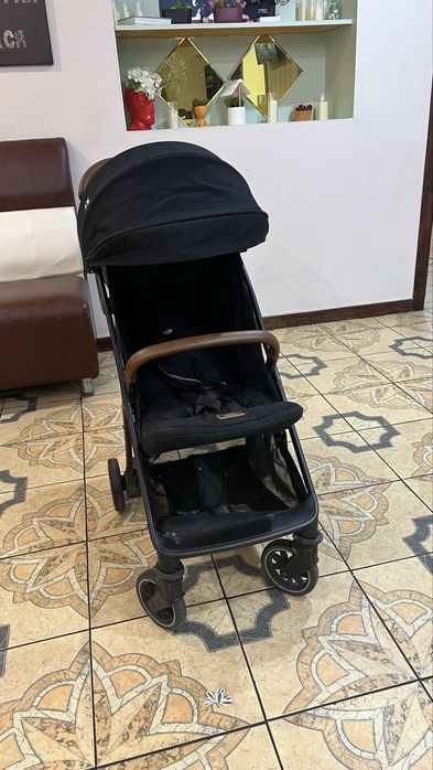 Продам коляску joie signature