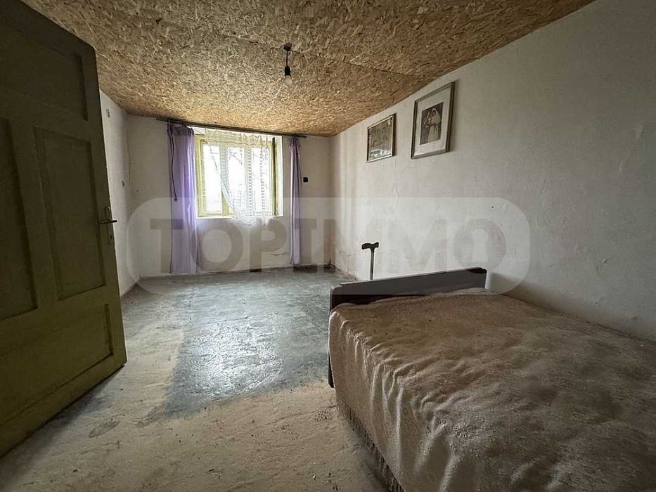 Продава се Къща в с. Джулюница, Област Русе - 160 кв.м за 75 €/кв.м - Снимка #9