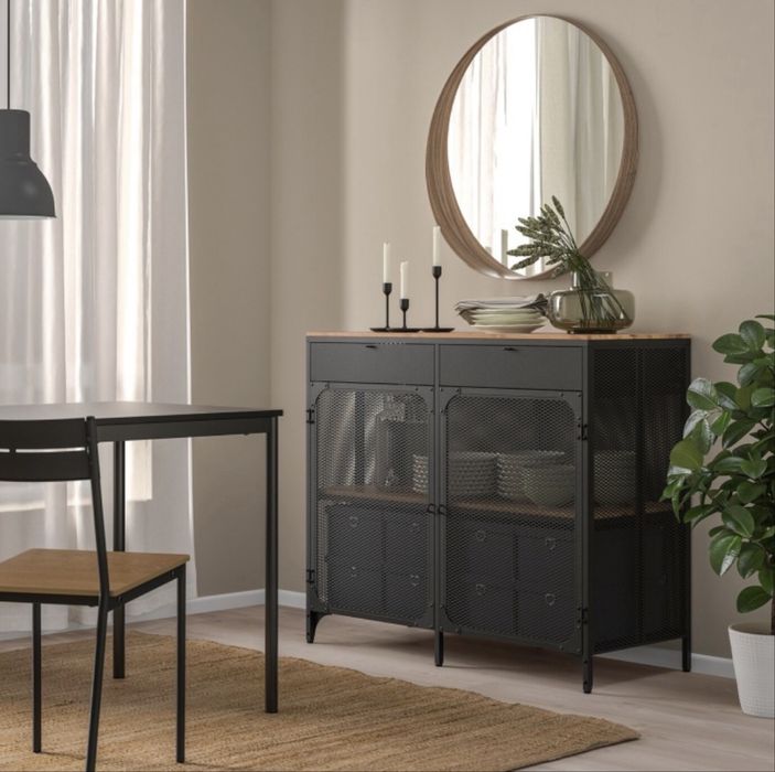 Продаю шкаф-витрину IKEA ФЬЕЛЛЬБО