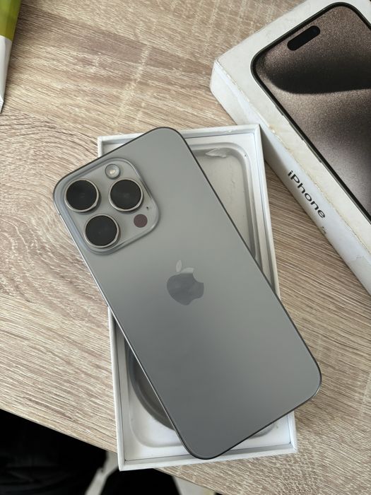 Iphone 15 pro 128gb 79%
