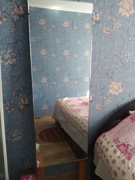 Продам зеркало советское , не искажает , длина 130см , ширина 45 см