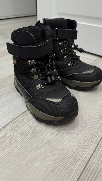 Зимние ботинки на мальчика 31-32 размеры