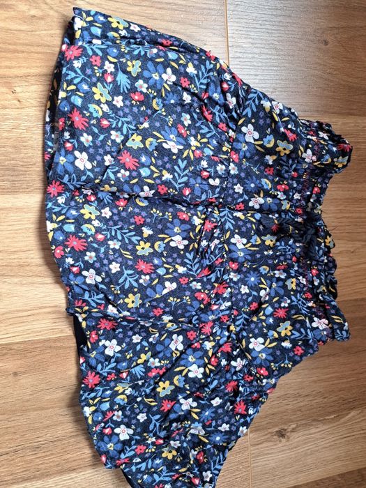 Vand fustita marime 104
