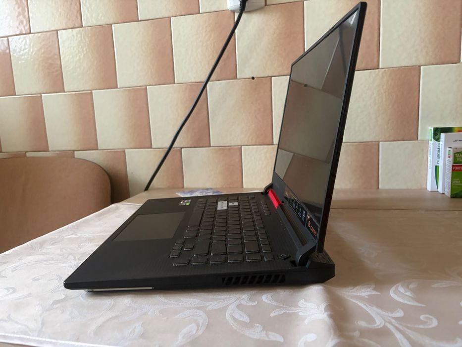 ASUS ROG Strix G15
