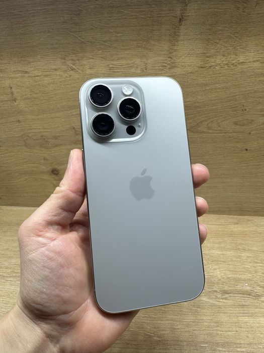 iPhone 16 PRO 256Gb Natural titanium 93% batery life