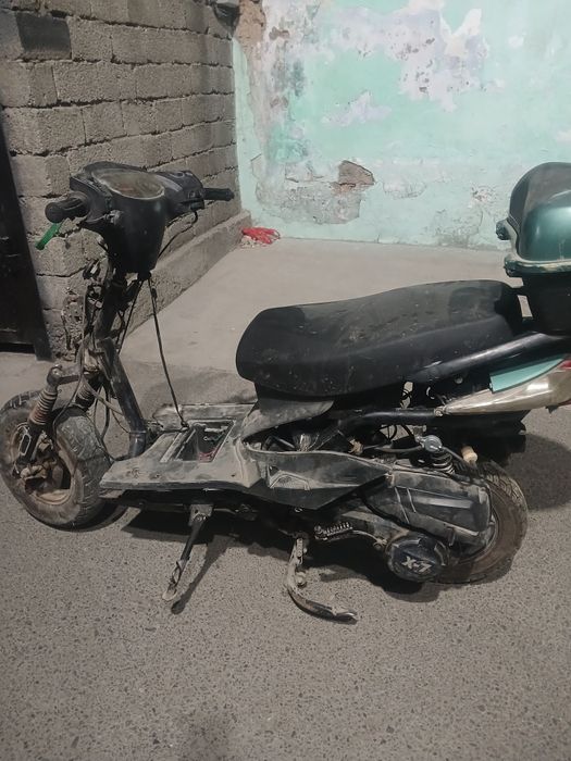 Скутор М=8 продам