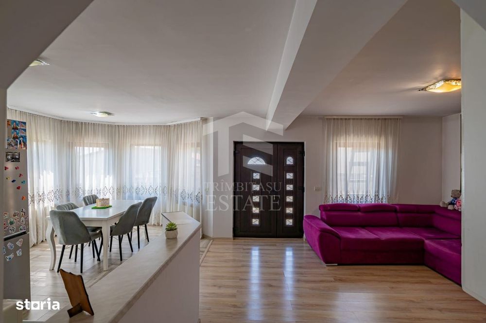 Casa P+M | 5 Camere | Teren 1000 Mp