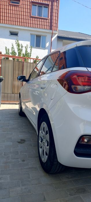 HYUNDAI i20 2020 — imagine 3