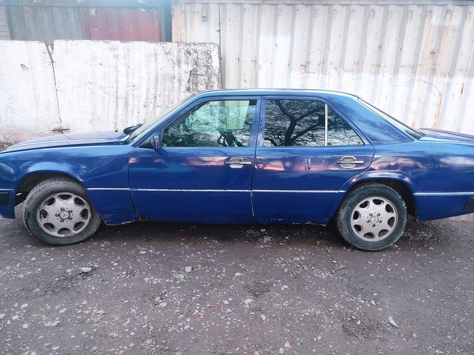 Мерседес W 124 атомат