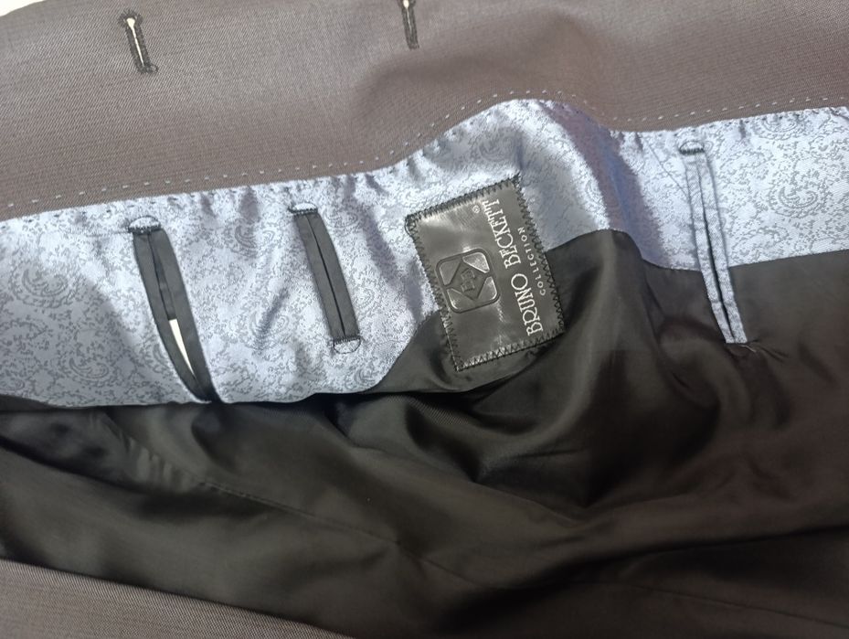 Продам костюм в отличном состоянии