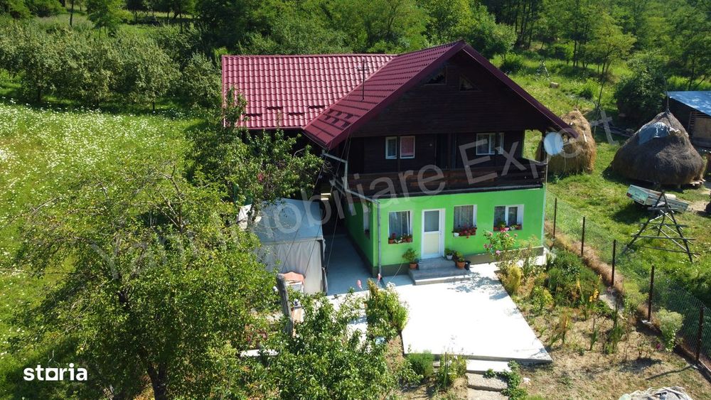 Casă de vânzare în comuna Valea Danului, sat Vernești, județ Argeș.