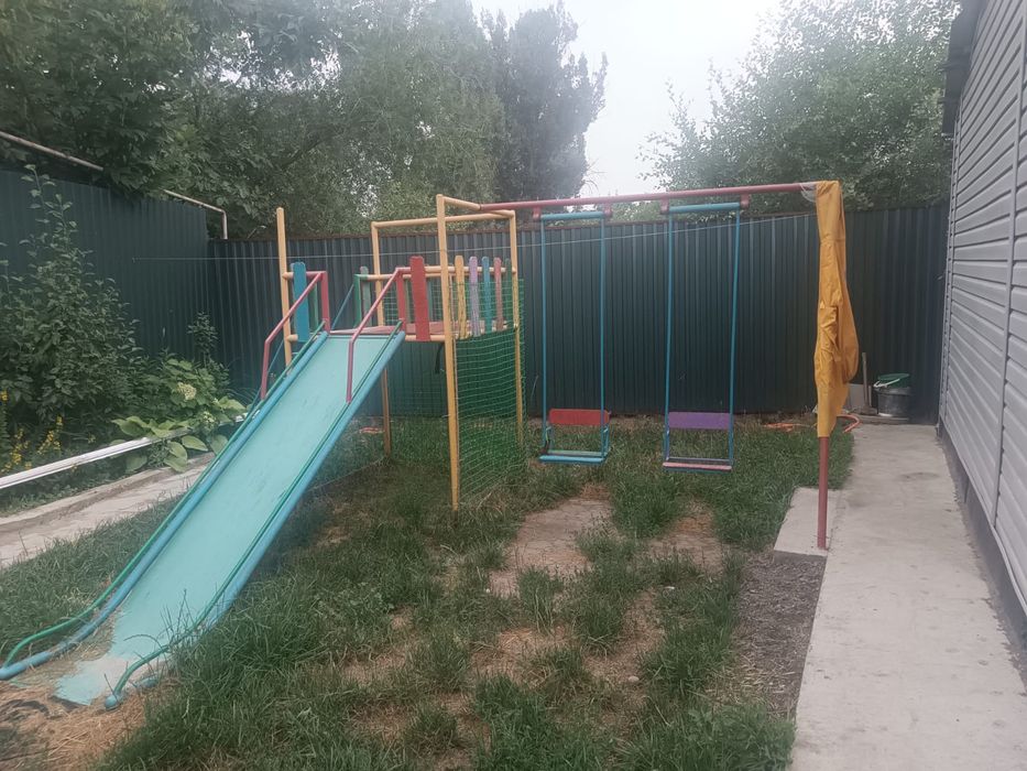 Продам детскую площадку