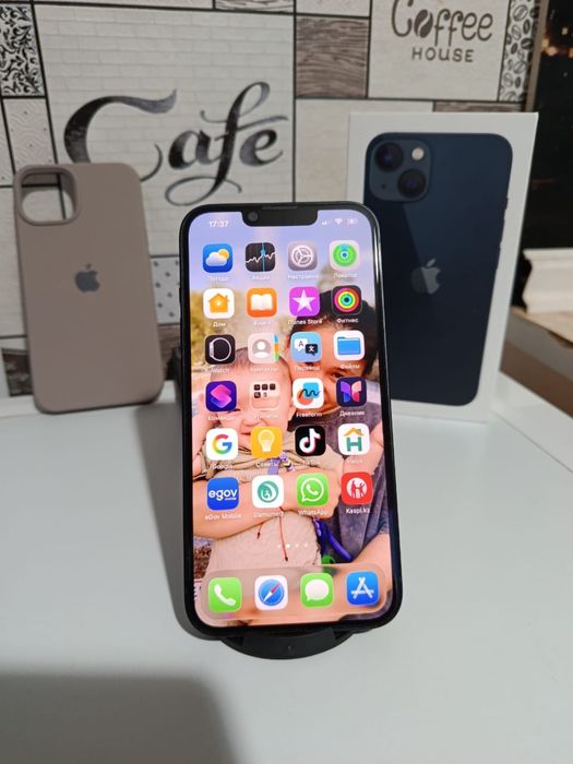 Продам Айфон 13 за 160000